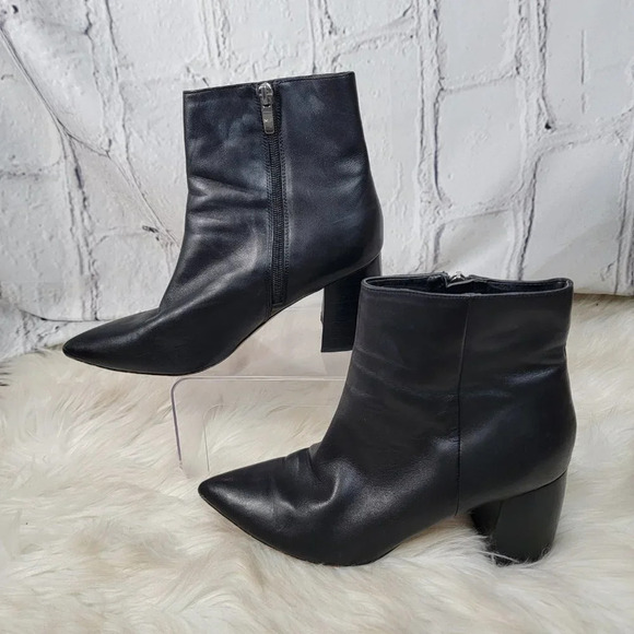 Marc Fisher Womens 9.5 Black Leather Pointy Toe Minimalist Sexy‎ Heeled Bootie - Picture 2 of 13